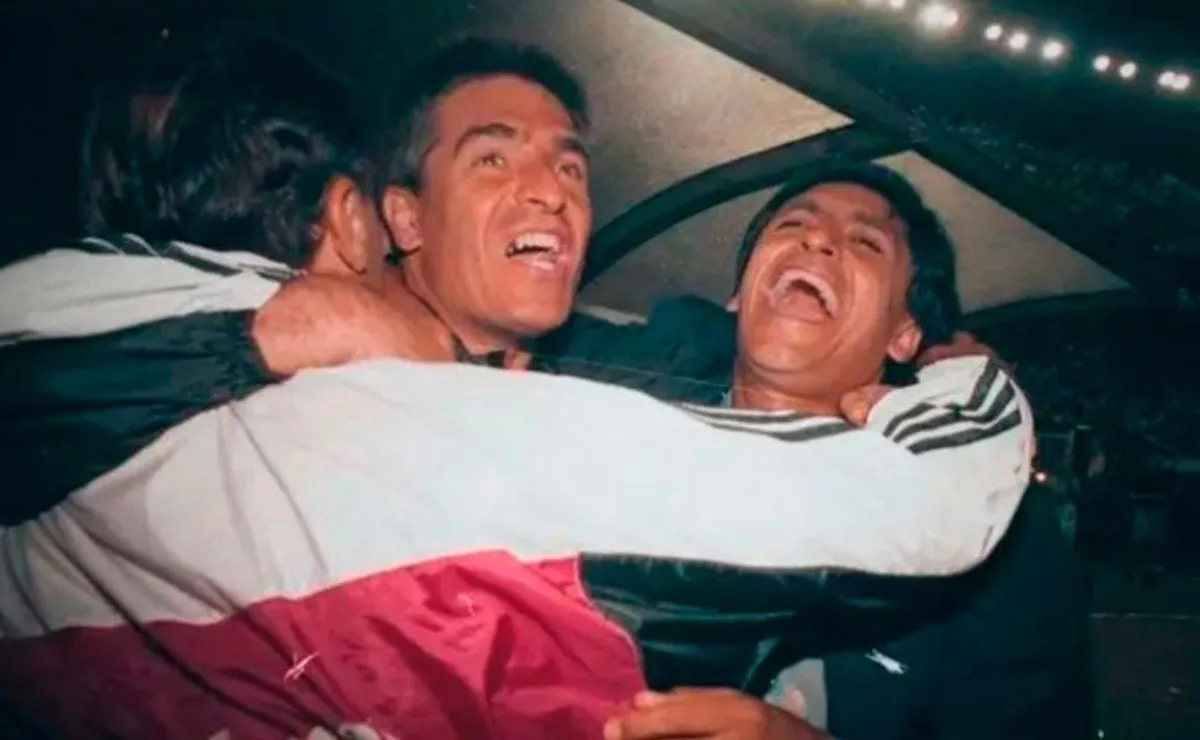 Omar Labruna junto a Ramón Díaz.