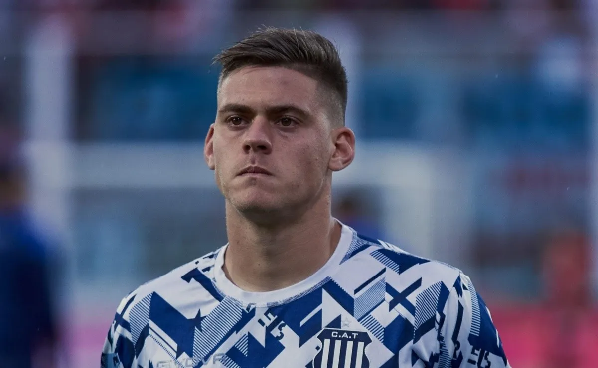 El ex delantero del Millonario fue titular en Talleres y enfrentó por primera vez a River.