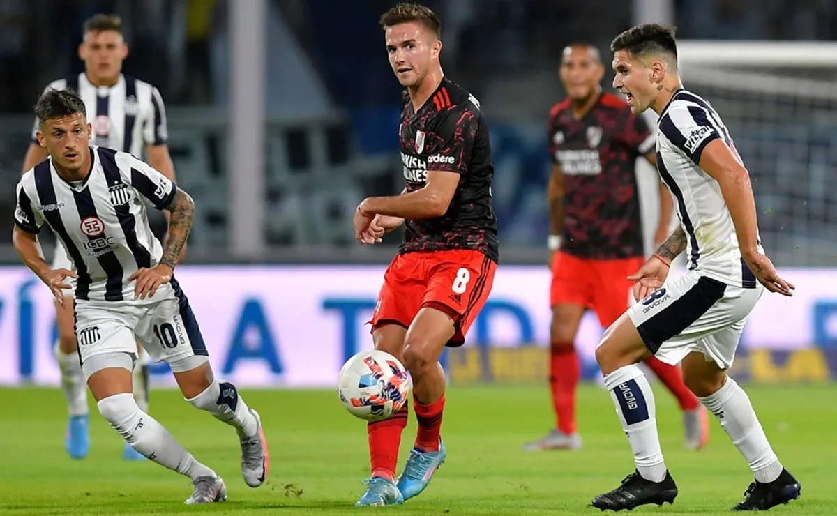 Con la rotación que dispuso Gallardo, Palavecino volvió a jugar desde el arranque.