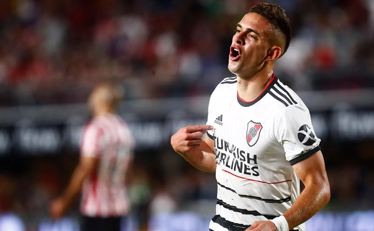 Rafael Santos Borré recordó con gran cariño su paso por River, contó qué partidos lo marcaron y se refirió al presente de Julián Álvarez y Matías Suárez.