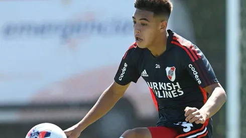 Matías Gallardo no pudo formar parte del encuentro ante Talleres por la fecha 11 del Torneo de Reserva