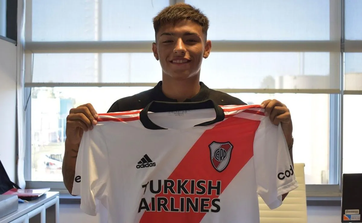 La Comisión Directiva de River aprobará la firma del primer contrato profesional de Agustín Ruberto y varias renovaciones del plantel profesional.