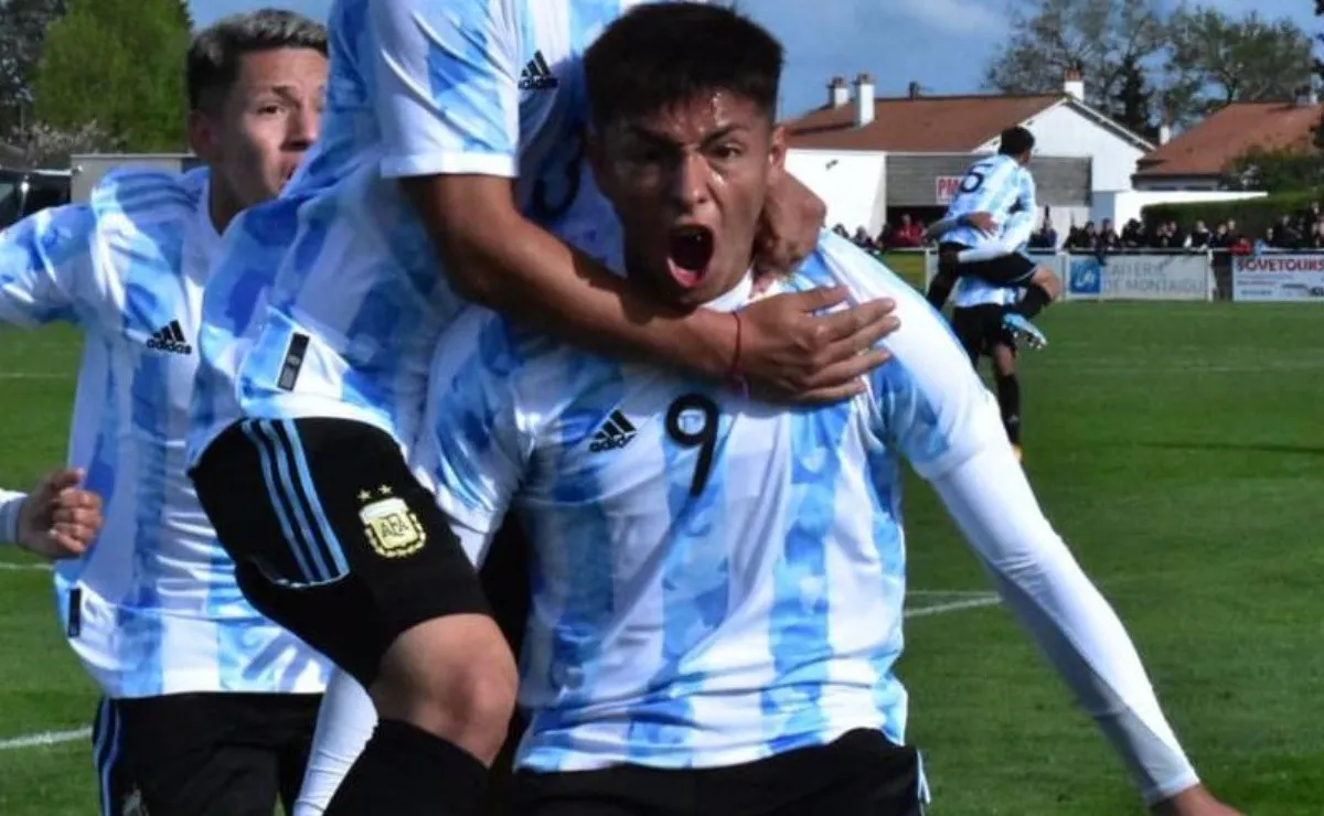 El golazo de Ruberto en la Selección Sub 17