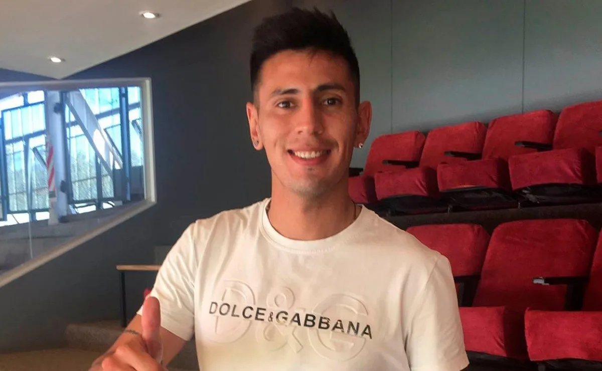 Fabrizio Angileri, que se irá libre de River a mitad de año, estuvo presente en el empate 0 a 0 entre Godoy Cruz y Vélez en el Estadio Malvinas Argentinas.