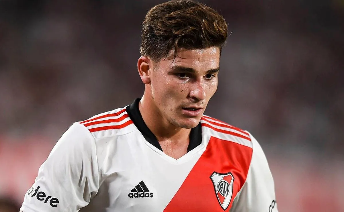 Todo indica que Julián Álvarez dejará River a mitad de año ya que Manchester City lo quiere para el inicio de la temporada 2022/23.
