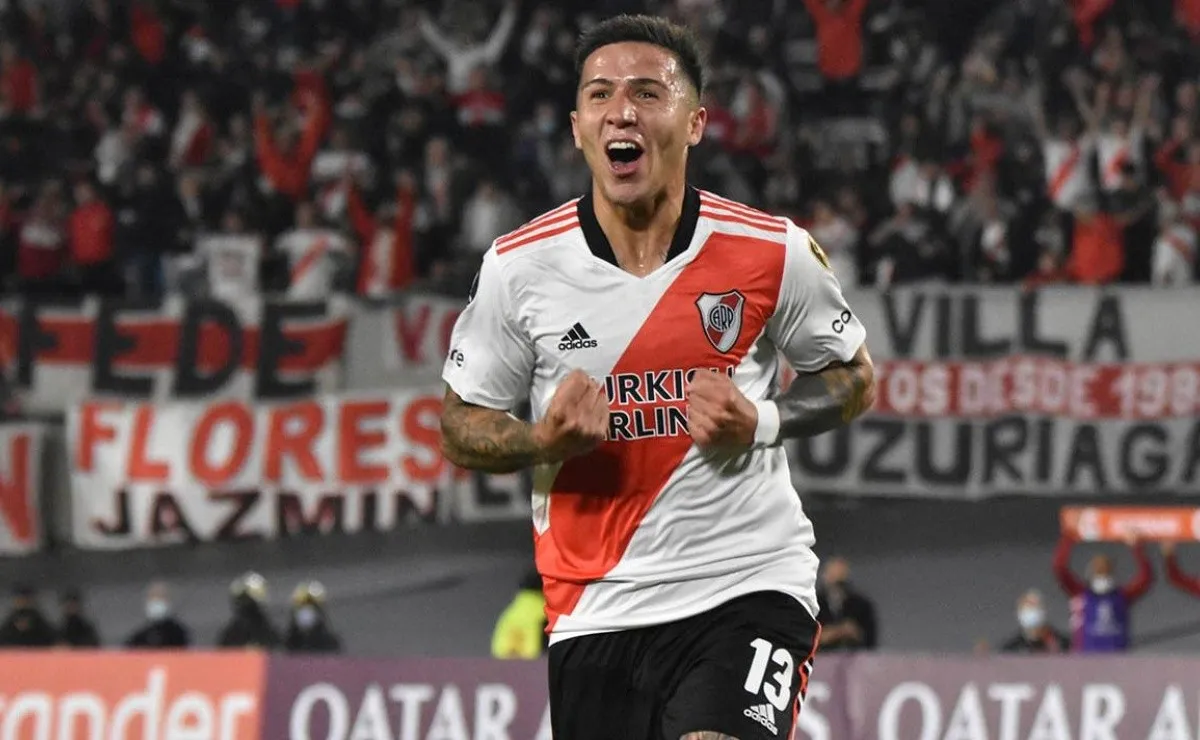 Un hincha de River de Israel pagó una fortuna por la camiseta que utilizó Enzo Fernández contra Fortaleza en la subasta de la Fundación River.