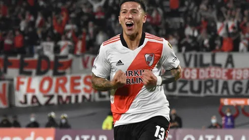 Un hincha de River de Israel pagó una fortuna por la camiseta que utilizó Enzo Fernández contra Fortaleza en la subasta de la Fundación River.