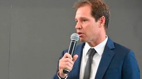 Jorge Brito viajó a Europa junto a Enzo Francescoli y allí mantuvieron reuniones con dirigentes del Real Madrid, Atlético Madrid y Manchester City.