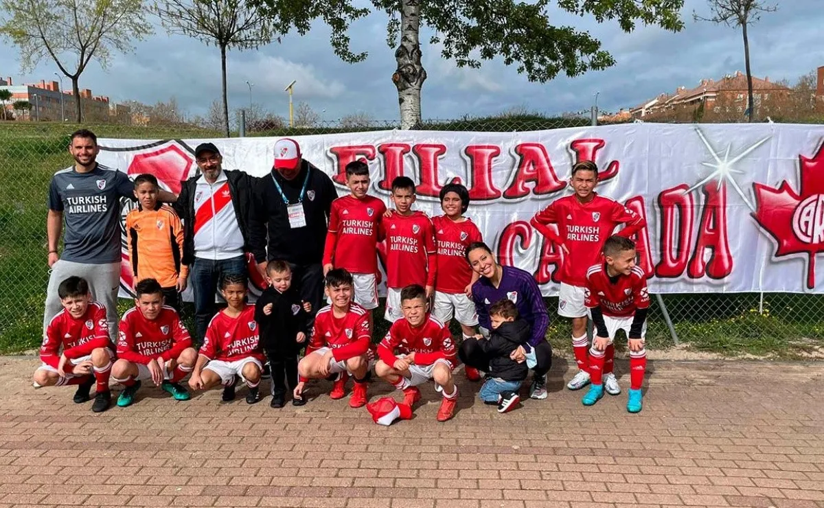 Las filiales de River de Toronto y Madrid juntas en la capital española.
