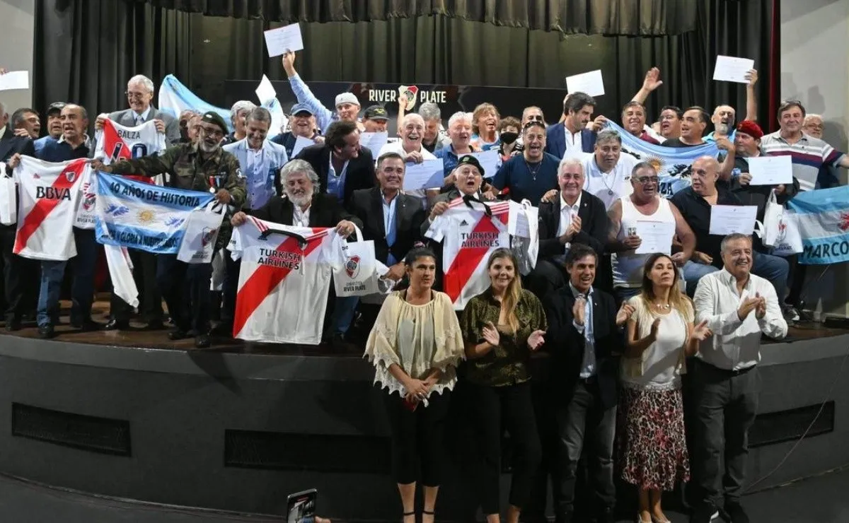 El merecido homenaje a los héores de Malvinas