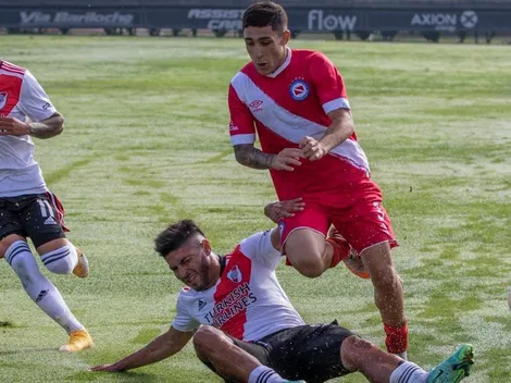 La Reserva igualó ante Argentinos en un partido accidentado