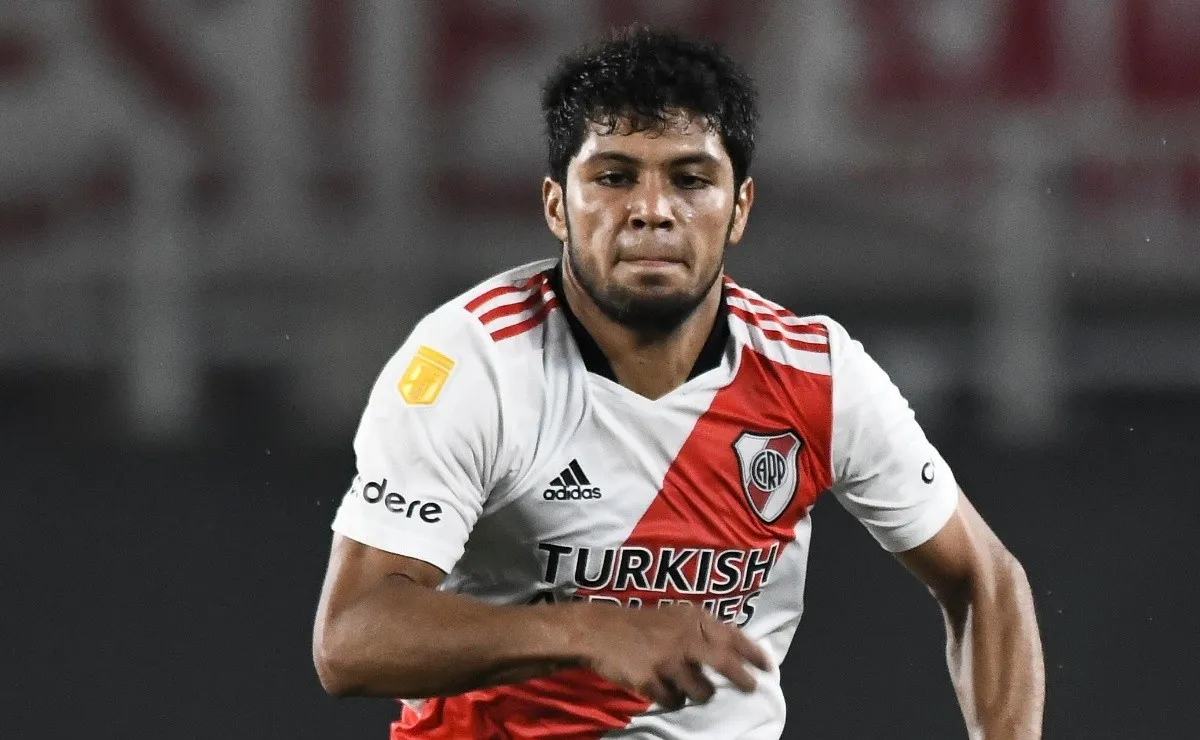 Se encendieron las alarmas en River por la salud del Sicario.