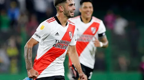 Santiago Simón, pieza fija del equipo de Gallardo, viene de convertir su primer gol como profesional.