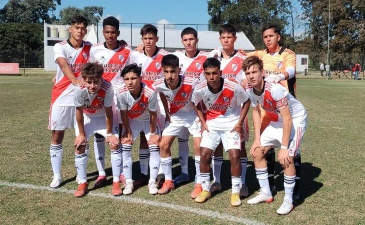La Octava del Más Grande ganó, gustó y goleó en el River Camp