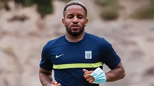 El atacante de extensa trayectoria en Europa no podrá jugar contra River el miércoles.