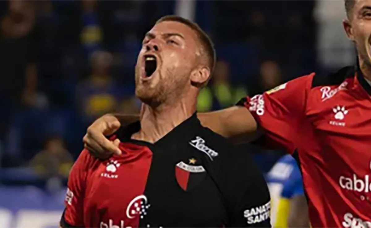 El delantero goza de un gran presente con la camiseta del Sabalero.