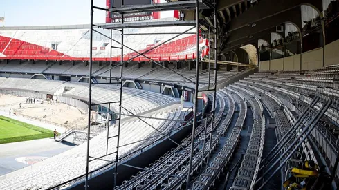Este martes comenzaron las obras en el estadio de River, en esta etapa se reemplazarán las butacas de algunos sectores y las restantes recién el año que viene.