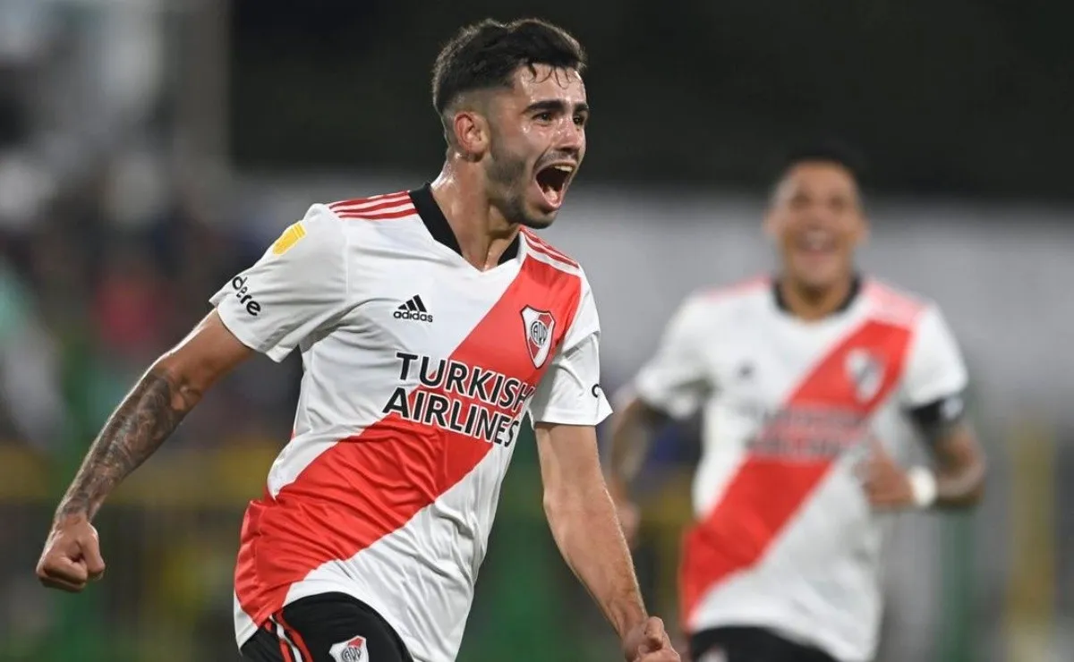 Santiago Simón anotó su primer gol con el Manto Sagrado
