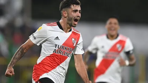 Santiago Simón anotó su primer gol con el Manto Sagrado
