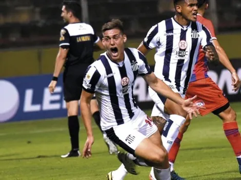 Primer doblete de Girotti con la camiseta de Talleres