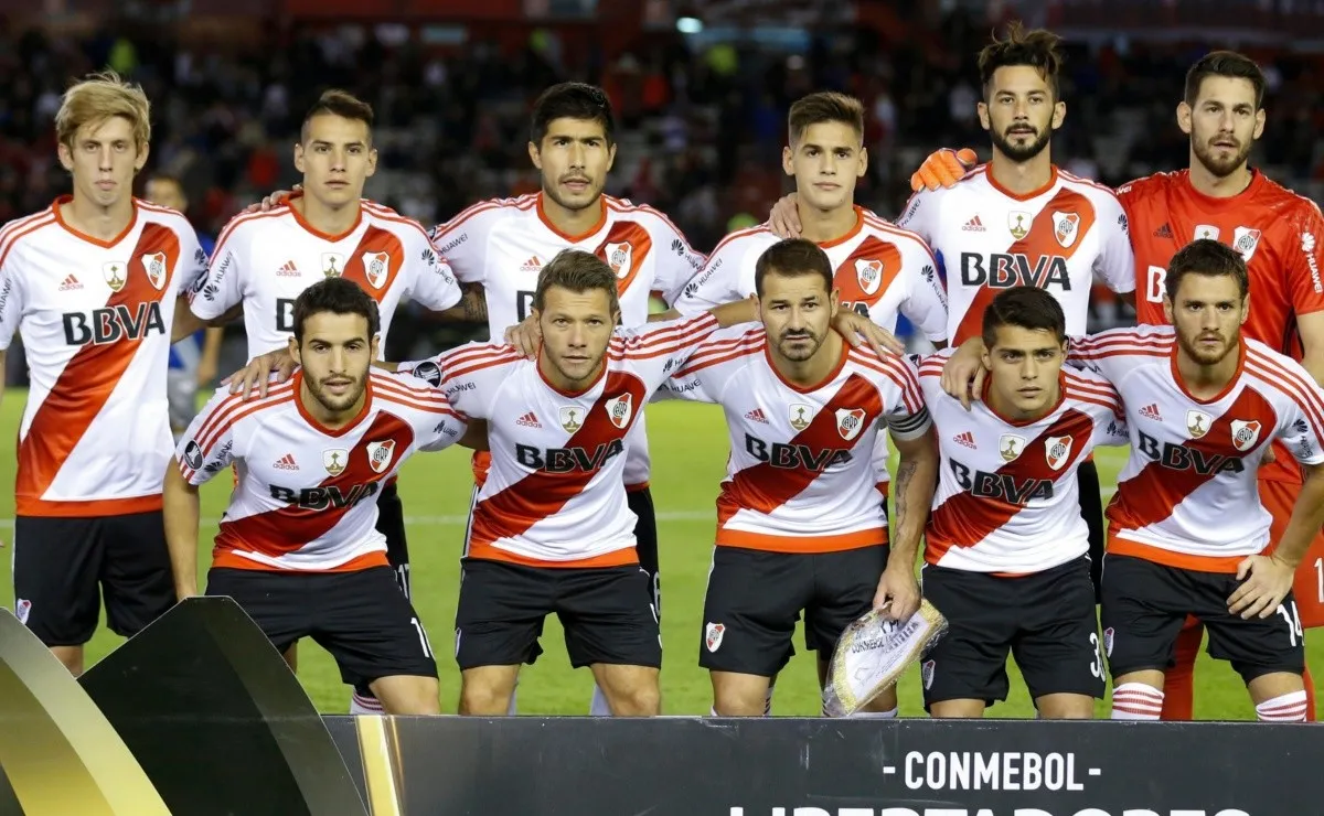 El futbolista de 33 años se quedó sin equipo.