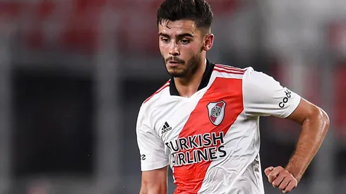 Santiago Simón acumula 31 partidos con la camiseta de River y todavía no pudo anotar goles, ante Gimnasia estuvo cerca pero Rey le ganó el duelo individual.