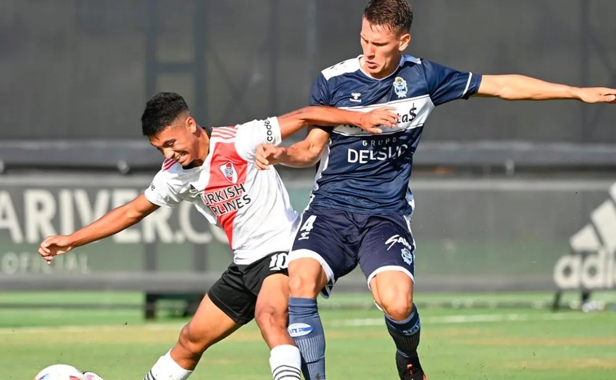 Esteban Fernández ante Gimnasia.