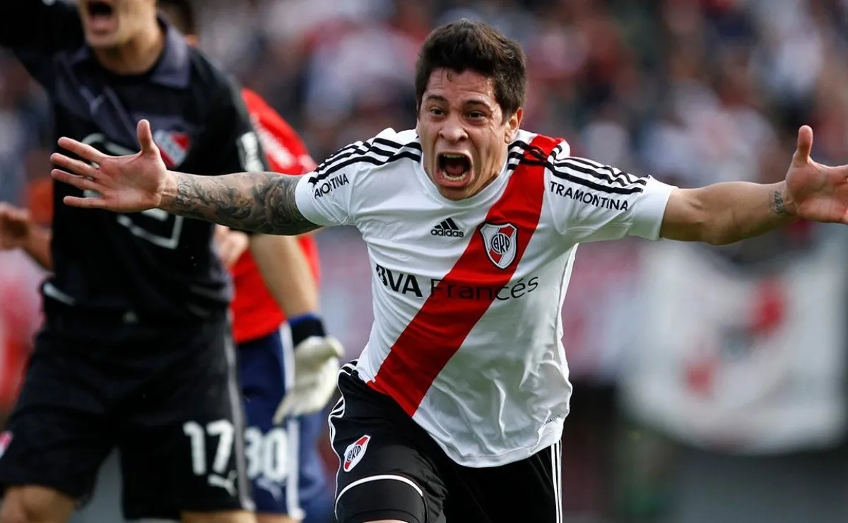 Juan Manuel Iturbe habló de su paso por River con gran cariño y recordó lo que tuvo que luchar con Porto para que lo dejen llegar. Además elogió a Ramón Díaz.