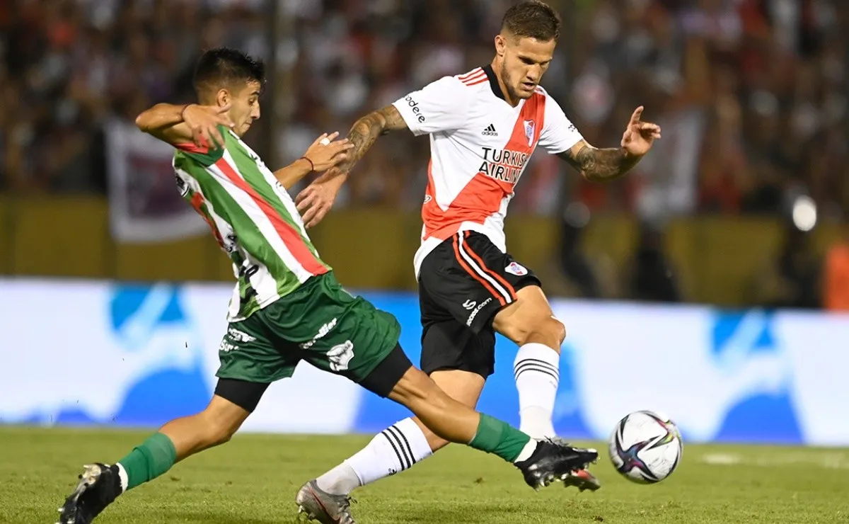 Zuculini fue el único volante de marca y de cabeza abrió el camino a la goleada.
