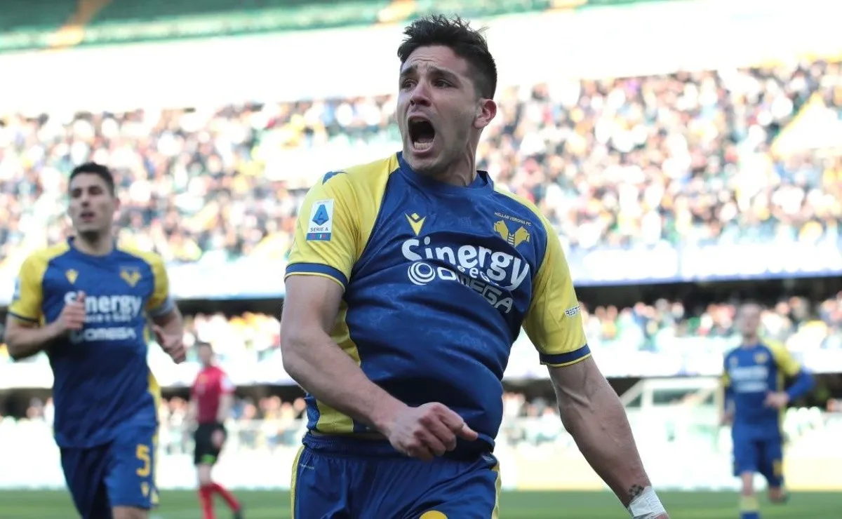 Gio Simeone sigue en un gran momento en el Hellas Verona.