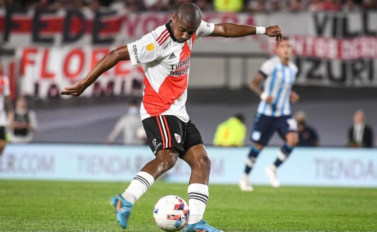 River y Racing empataron en el Monumental.