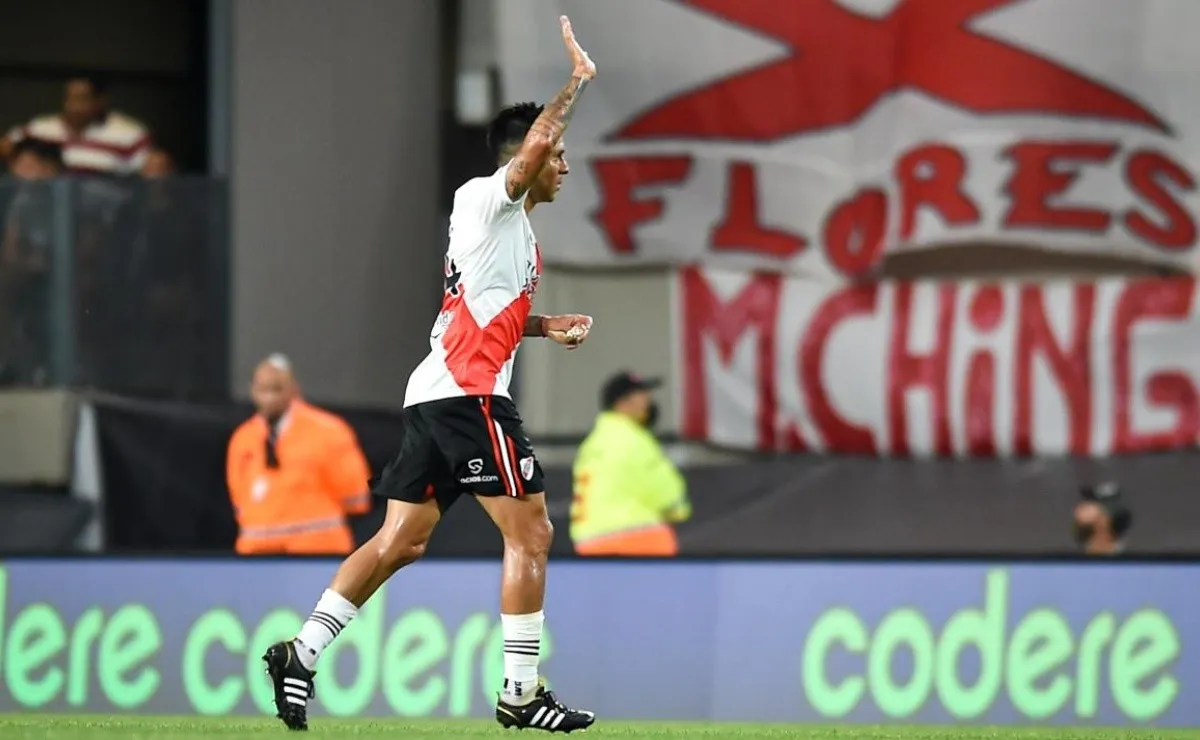 Enzo Pérez jugó apenas 18 minutos en el Monumental.