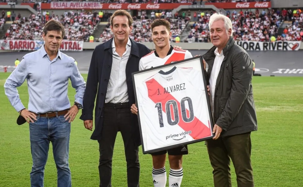 Julián Álvarez y su partido número 100 con River.