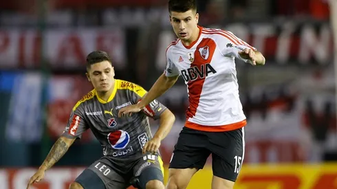 Tomás Andrade frente a la marca de Juanfer Quintero en el duelo entre River e Independiente Medellín por la Libertadores 2017.