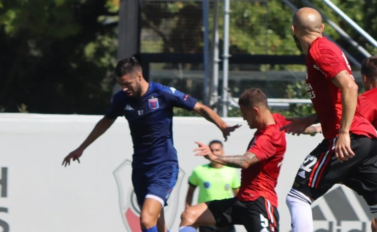 River y Tigre jugaron un amistoso en Ezeiza.