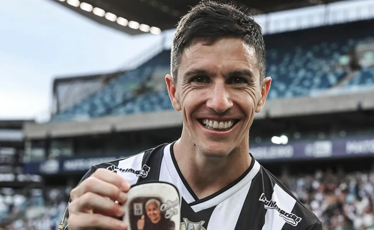 Nacho Fernández vive un gran presente en Atlético Mineiro, su equipo ganó la Suercopa de Brasil y el ex River anotó uno de los goles.