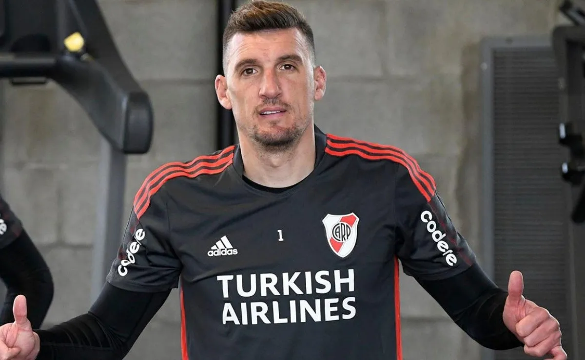 Franco Armani firmó la renovación de su contrato con River hasta fines de 2024.
