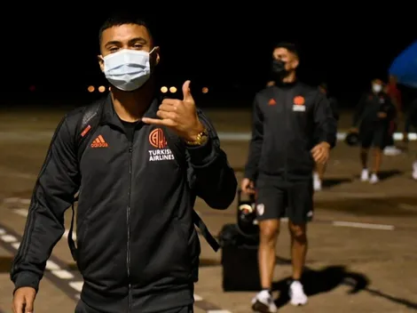 River llegó a Santa Fe rodeado de hinchas