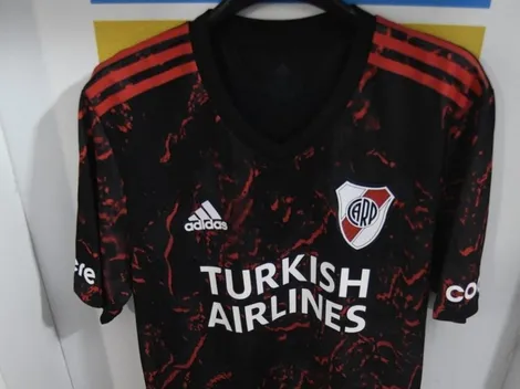 El detalle inédito en la camiseta de River