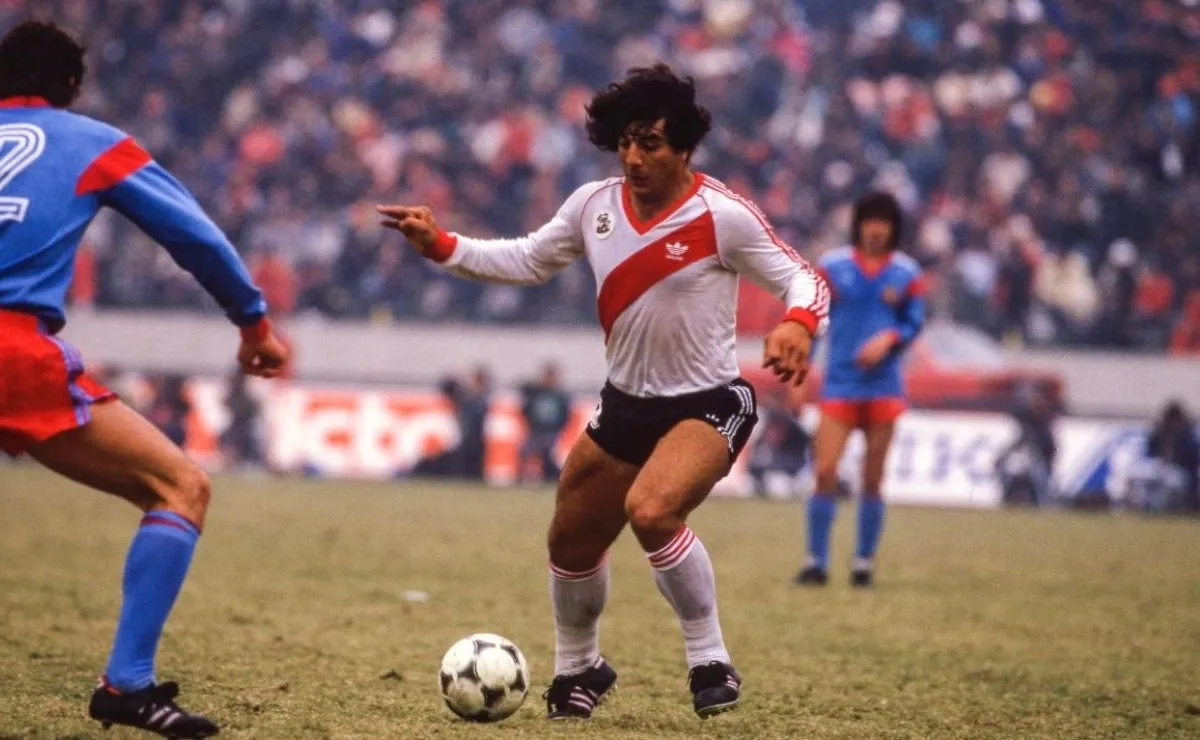 Juan Gilberto Funes durante la Copa Intercontinental 1986.