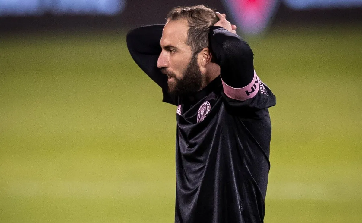Gonzalo Higuaín explicó los motivos por los cuales no jugará en River.