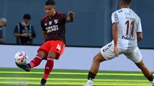 Alex Vigo fue titular y tuvo un buen rendimiento contra Platense.