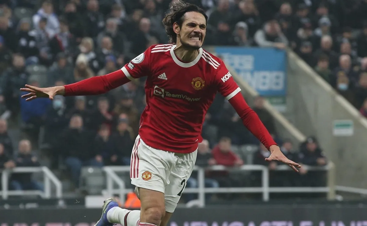 Otro medio británico vincula a Edinson Cavani con River.