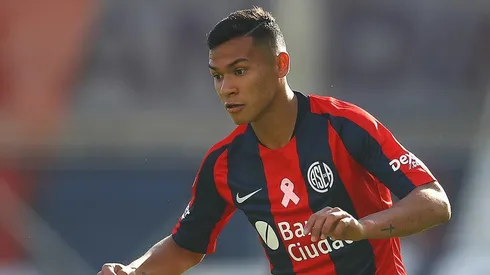 El defensor de San Lorenzo sigue estando en la órbita de River para reforzarse.