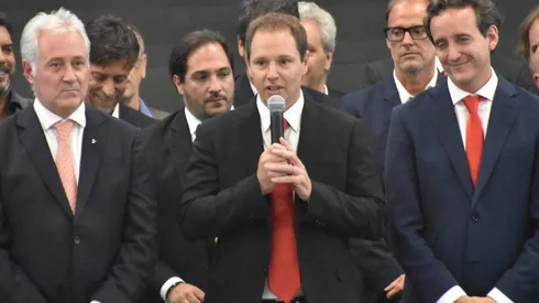 Jorge Brito junto a sus vicepresidentes, Matías Patanian e Ignacio Villarroel.