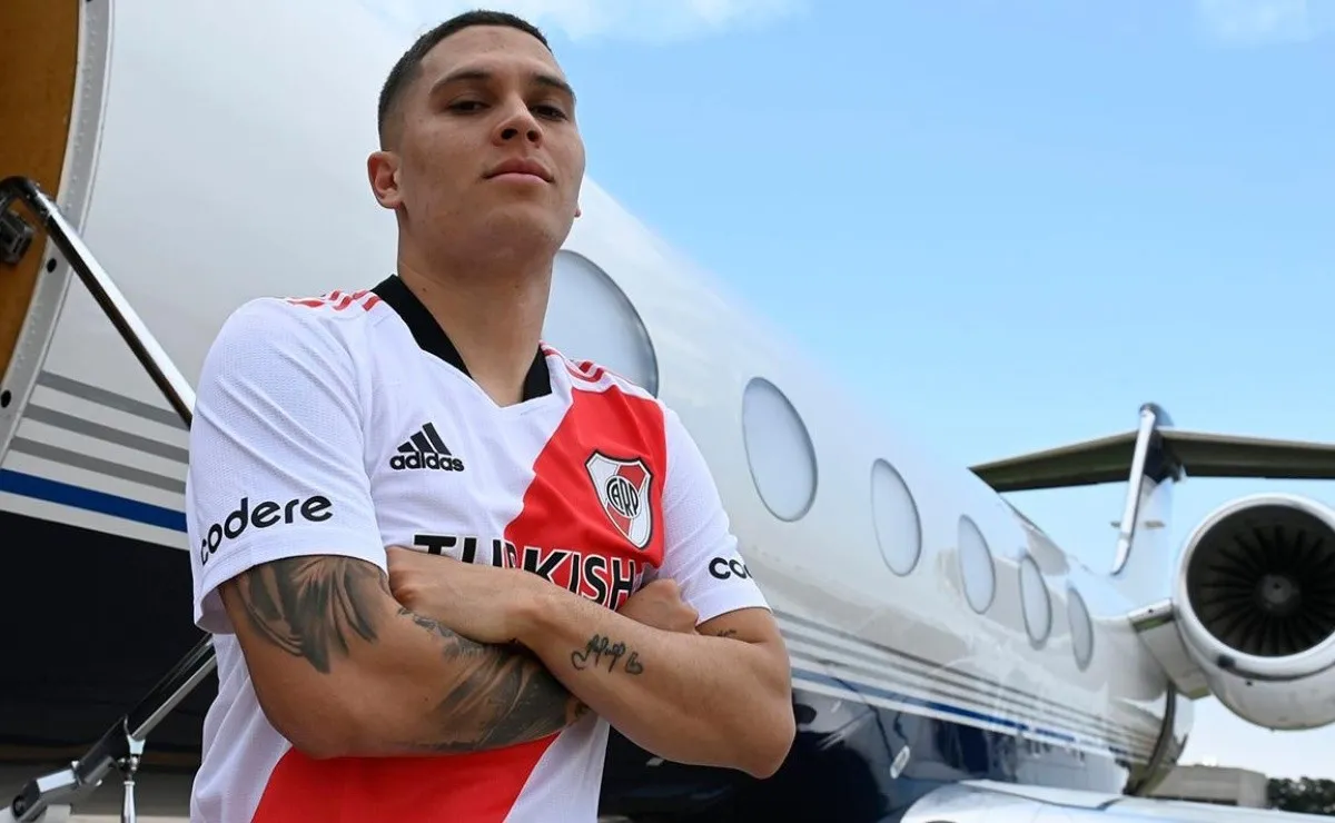 Juan Fernando Quintero compartió un emotivo video en sus redes sociales hablando de su vuelta a River.