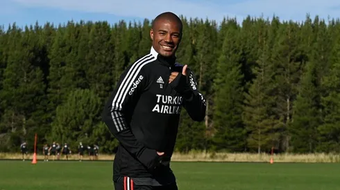 El uruguayo disputó sus primeros minutos desde la lesión.