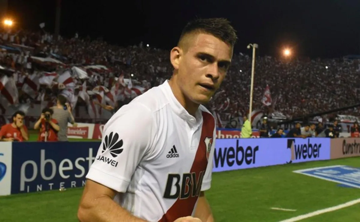 Rafael Santos Borré, el autor del único gol de la noche ante Boca en Mar del Plata.