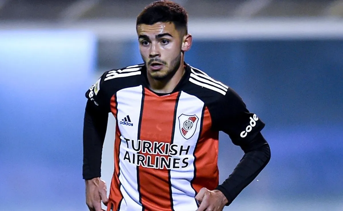 Santiago Simón contó cómo fue su 2021 entre River y la Selección Argentina y además expresó su deseo para este 2022: ganar la Copa Libertadores.