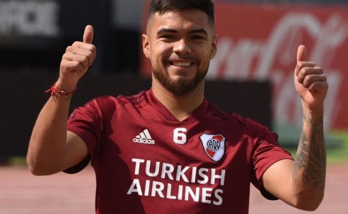Paulo Díaz salió del aislamiento y ya se entrena con el grupo.